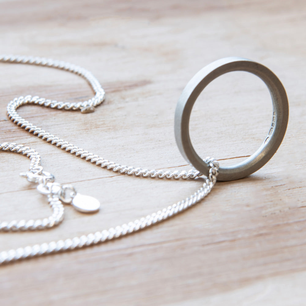 Halo silver necklace